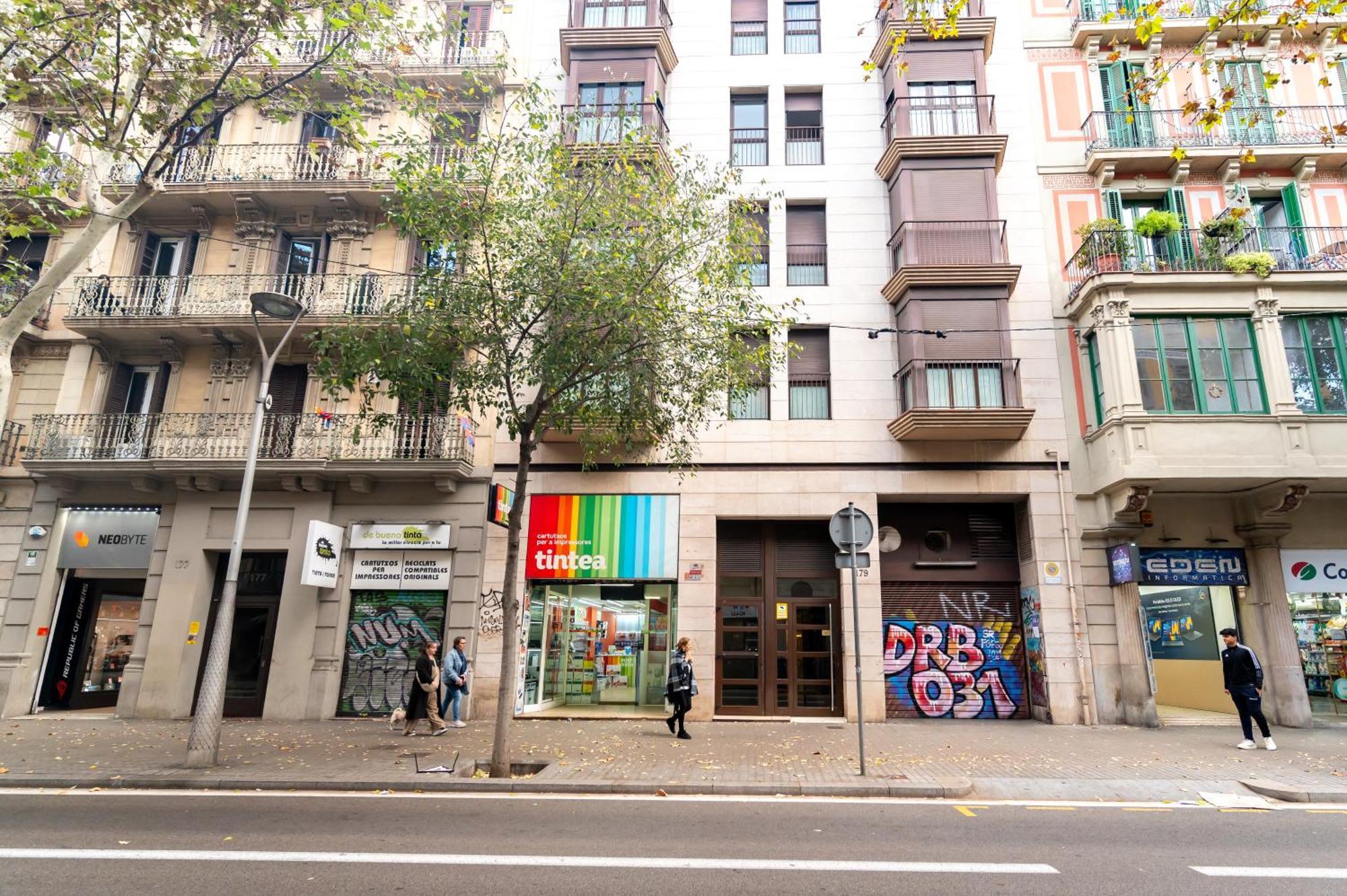 Apartamento Comfy Downtown + Private Terrace Barcelona Exterior foto