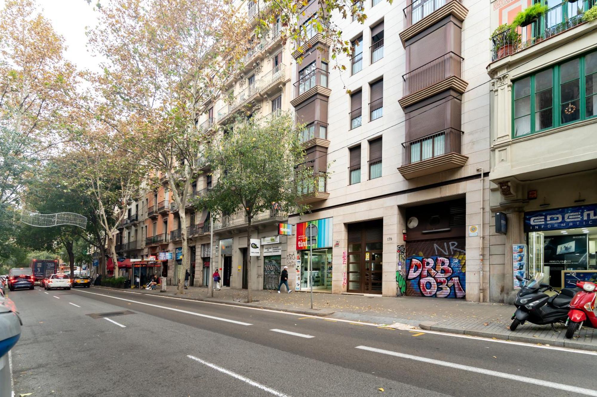 Apartamento Comfy Downtown + Private Terrace Barcelona Exterior foto